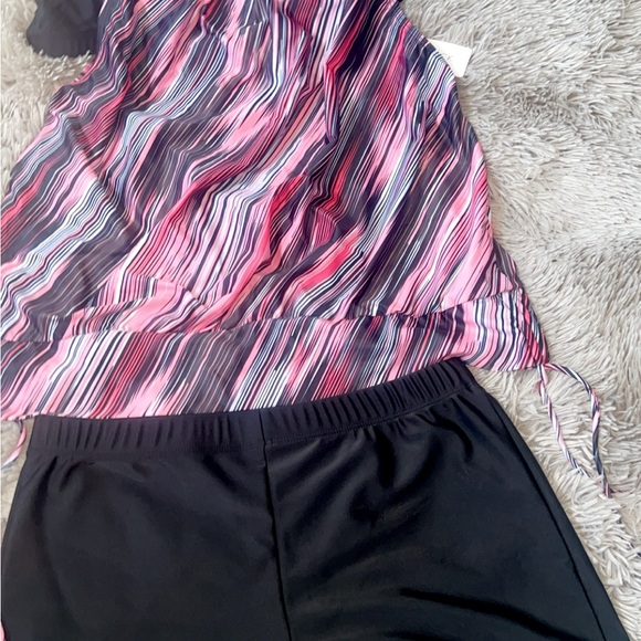 Hillock - Picture 1 of 7